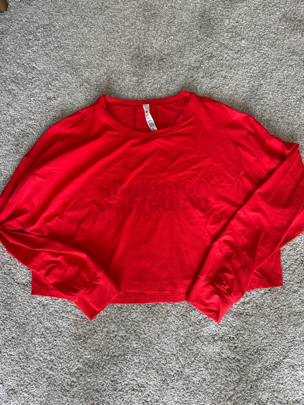 lululemon athletica Red Long-Sleeve Cropped tee